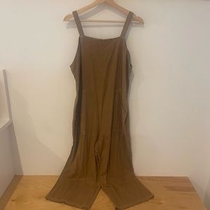 Universal thread jumpsuit